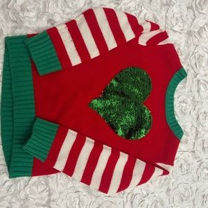 Girls XS 4/5 Holiday time sweater with heart changing sequins